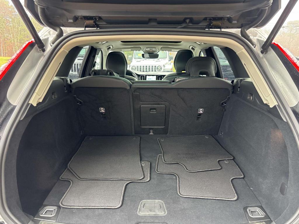 used 2025 Volvo XC60 car, priced at $36,800