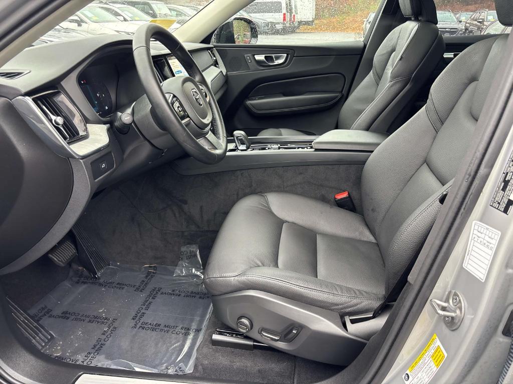 used 2025 Volvo XC60 car, priced at $36,800
