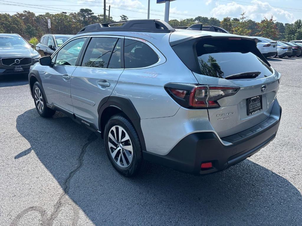 used 2025 Subaru Outback car, priced at $30,800