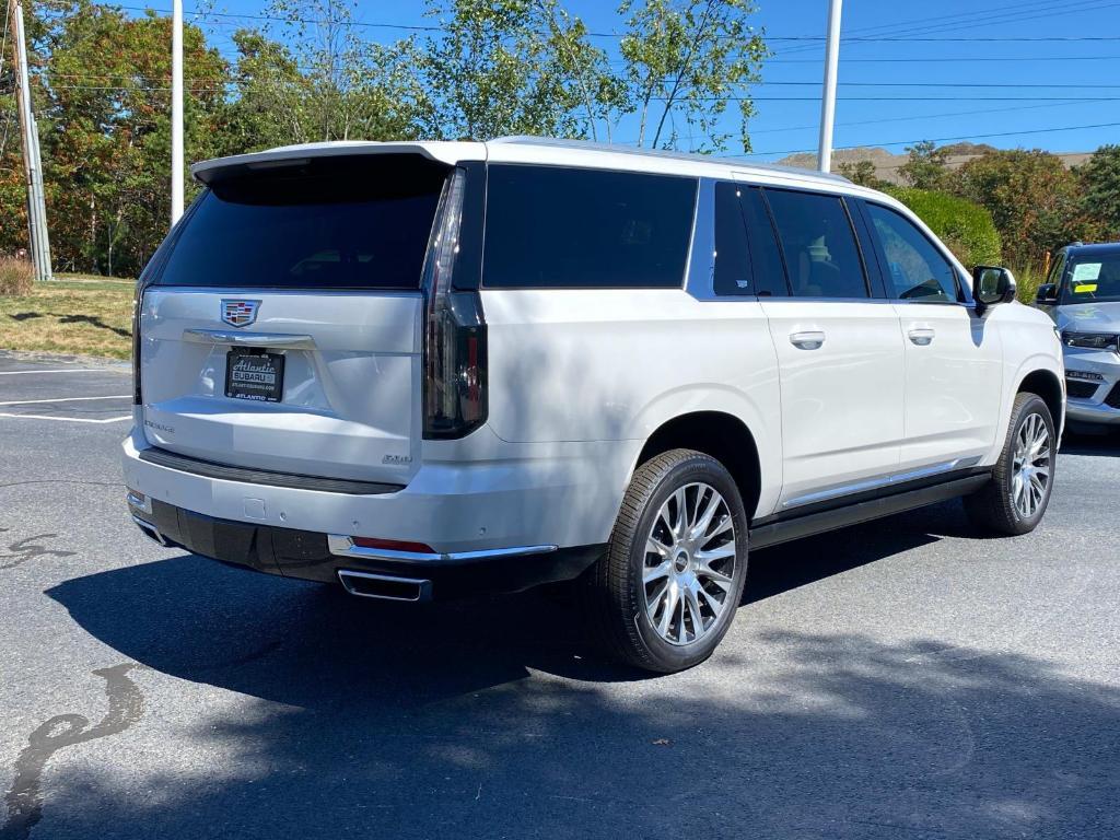 used 2025 Cadillac Escalade ESV car, priced at $138,900