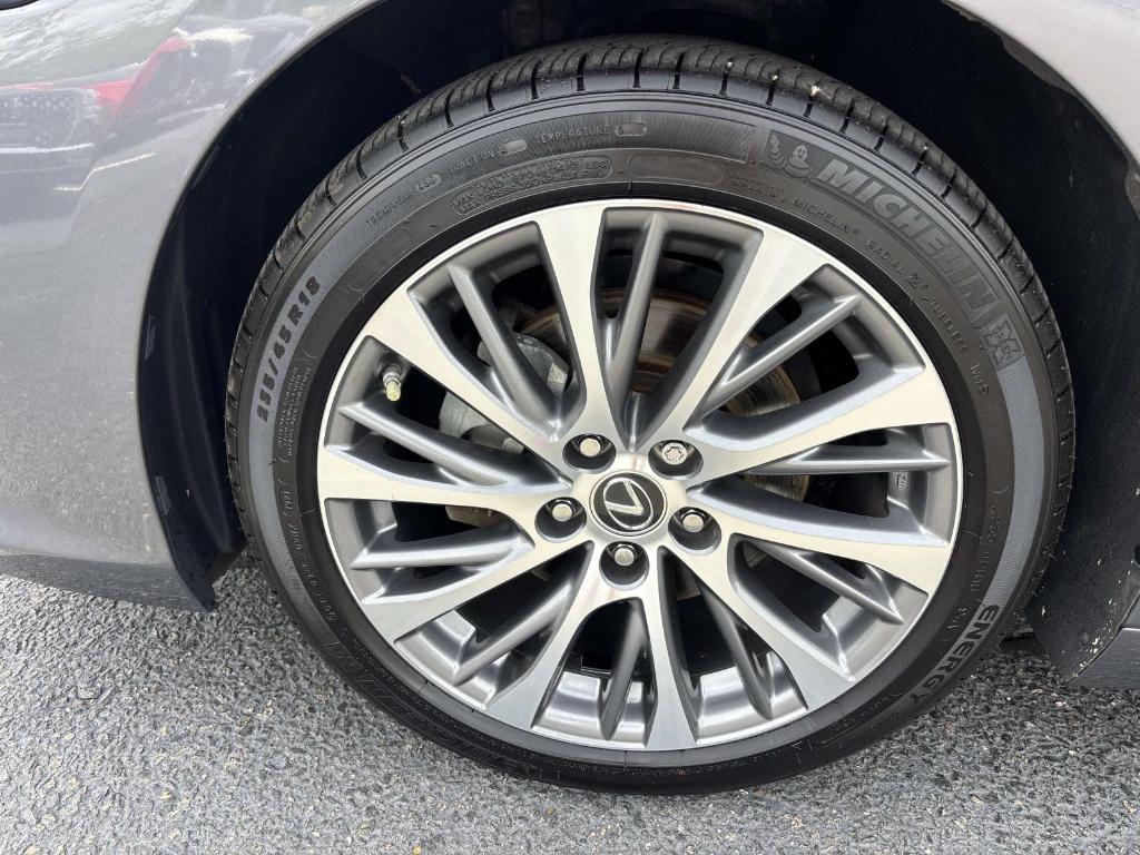 used 2021 Lexus ES 350 car, priced at $34,900