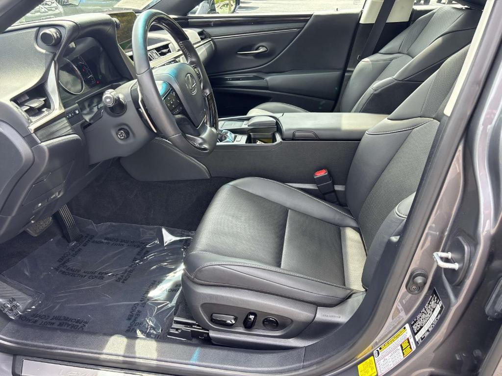 used 2021 Lexus ES 350 car, priced at $34,900