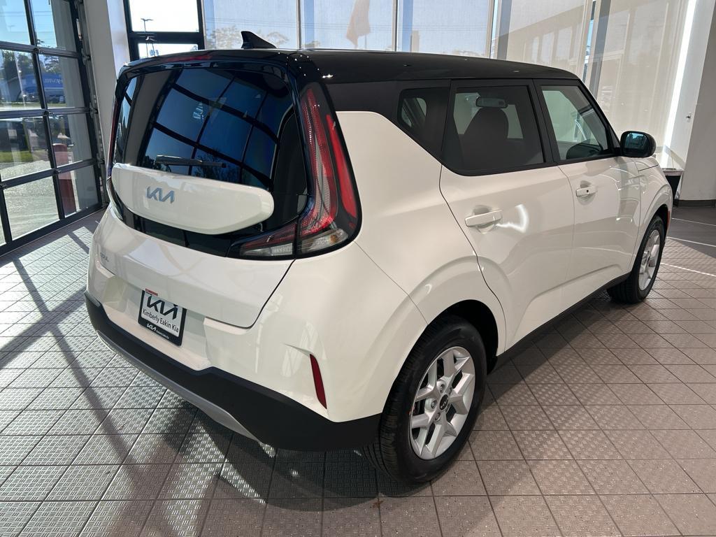 new 2025 Kia Soul car, priced at $22,991