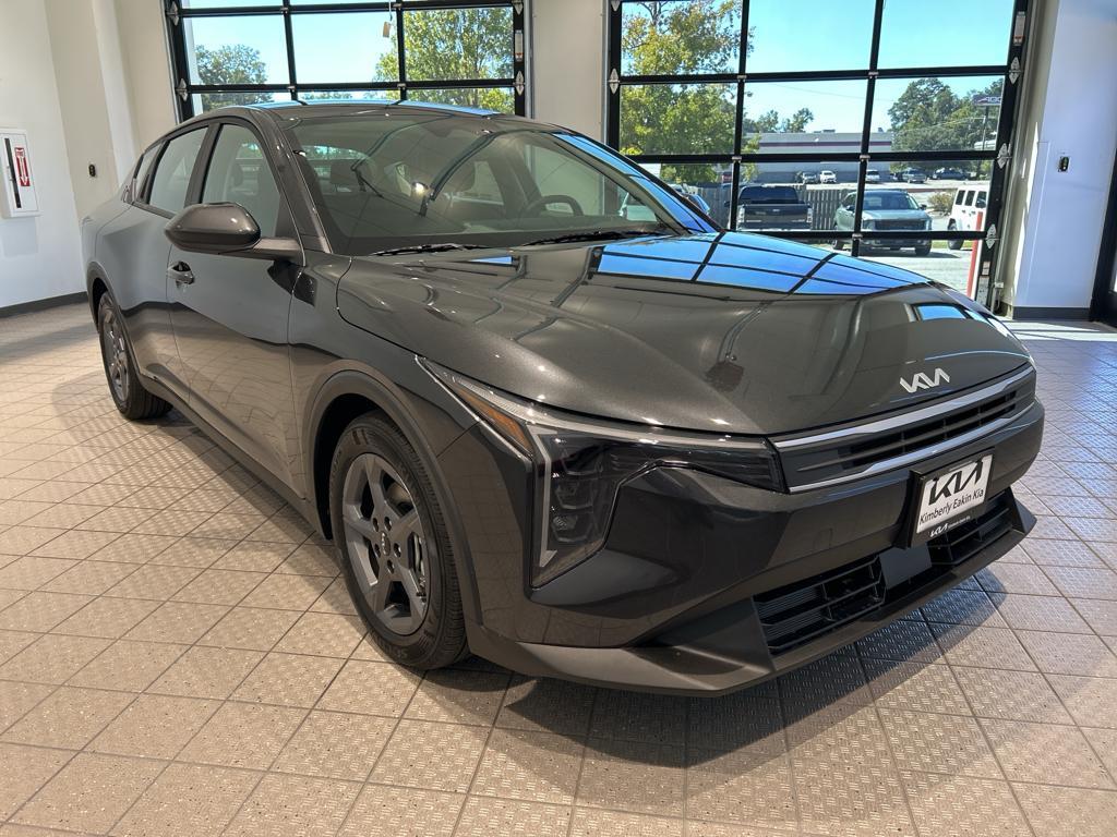 new 2025 Kia K4 car, priced at $23,491