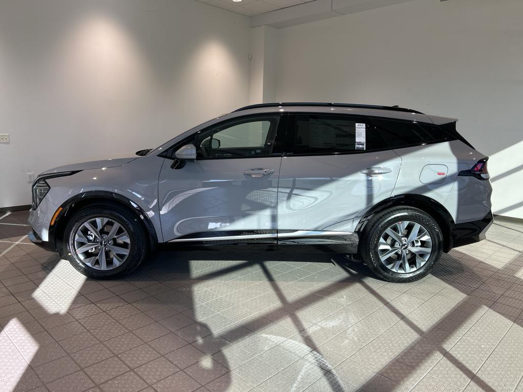 new 2025 Kia Sportage car, priced at $33,991