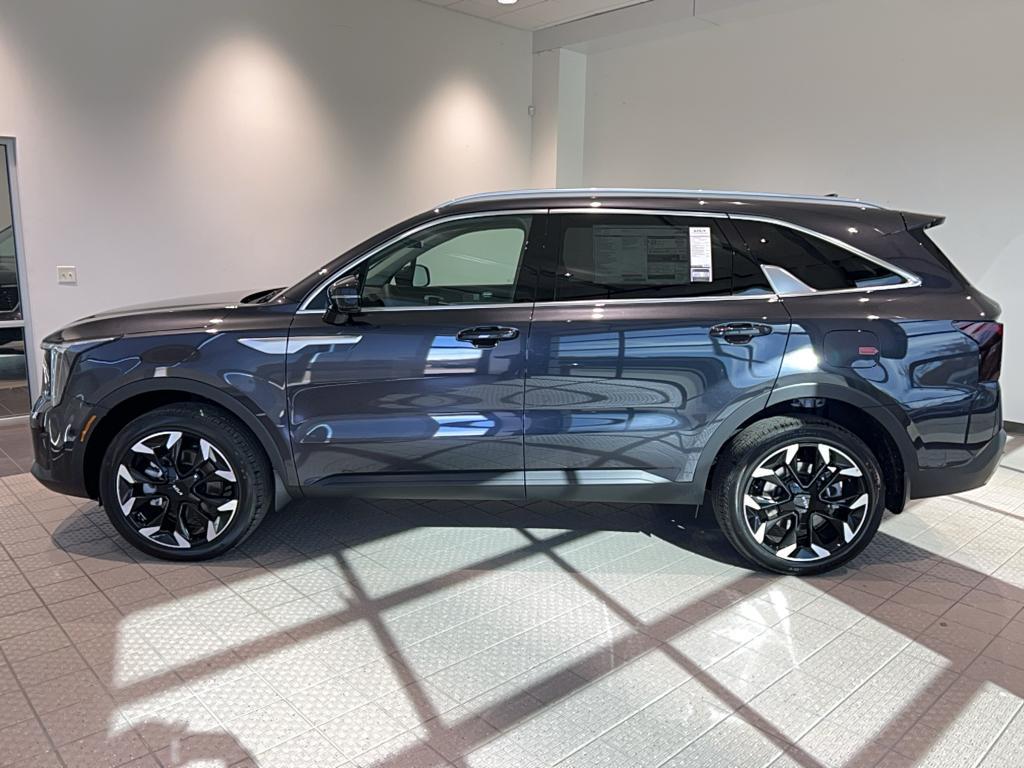 new 2025 Kia Sorento car, priced at $39,991