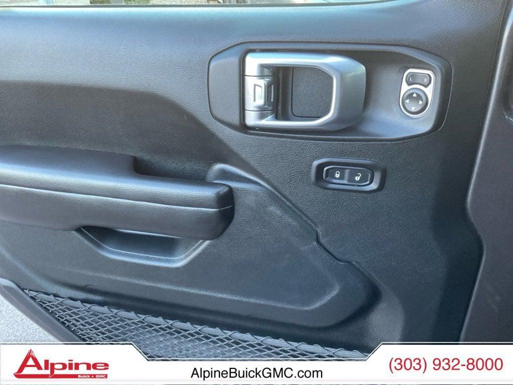 used 2018 Jeep Wrangler Unlimited car, priced at $29,991