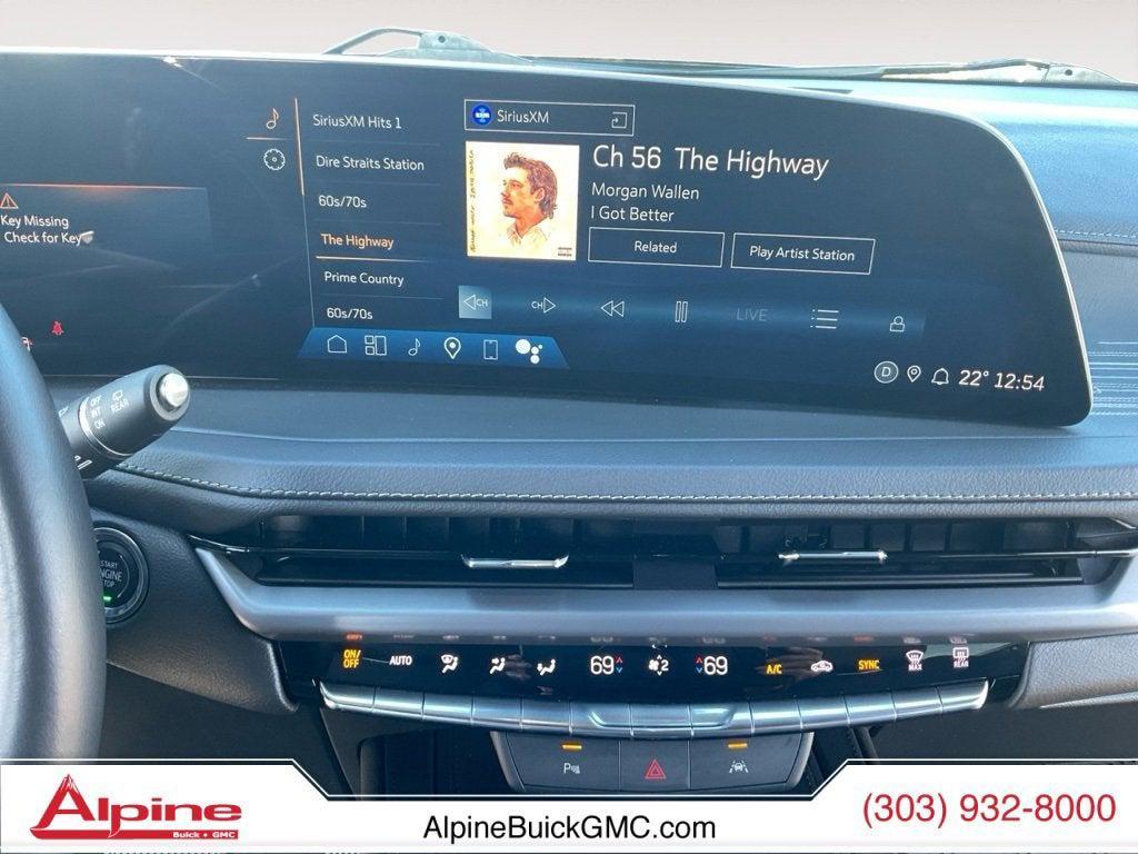 used 2024 Cadillac XT4 car, priced at $33,756