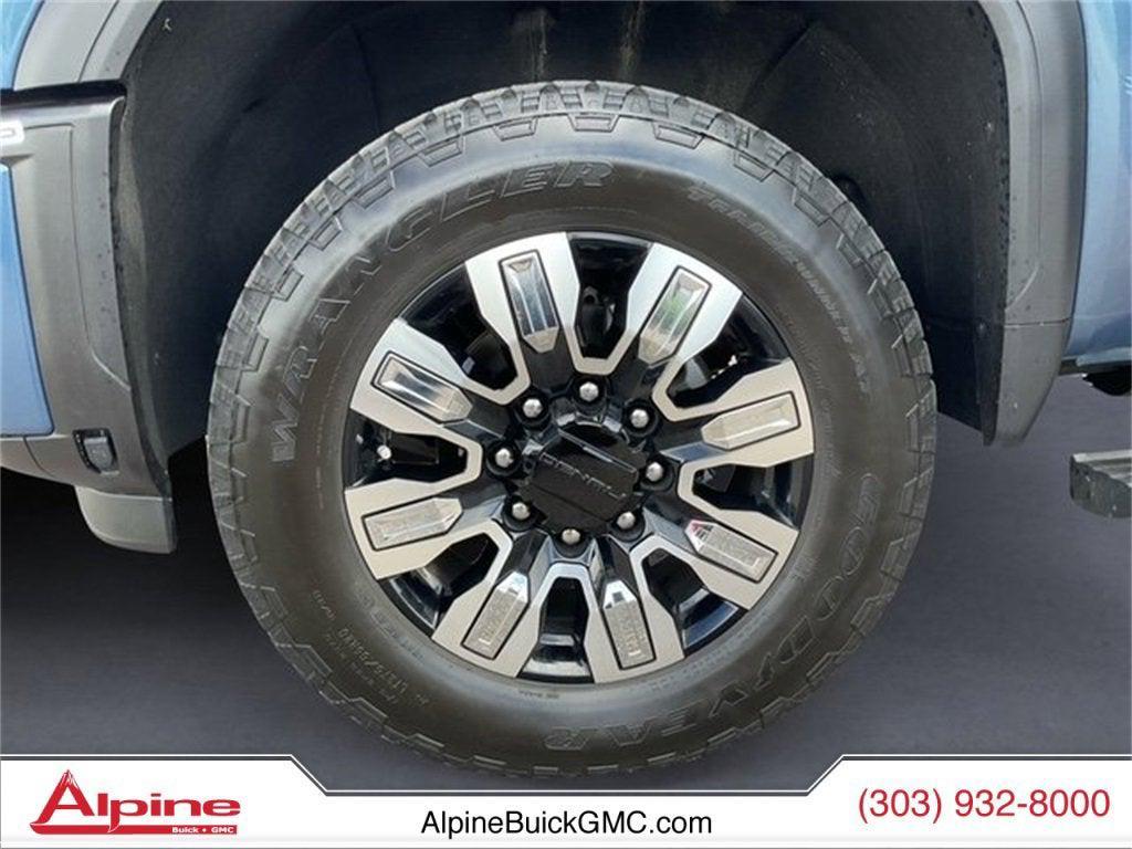 used 2025 GMC Sierra 2500 car, priced at $78,084