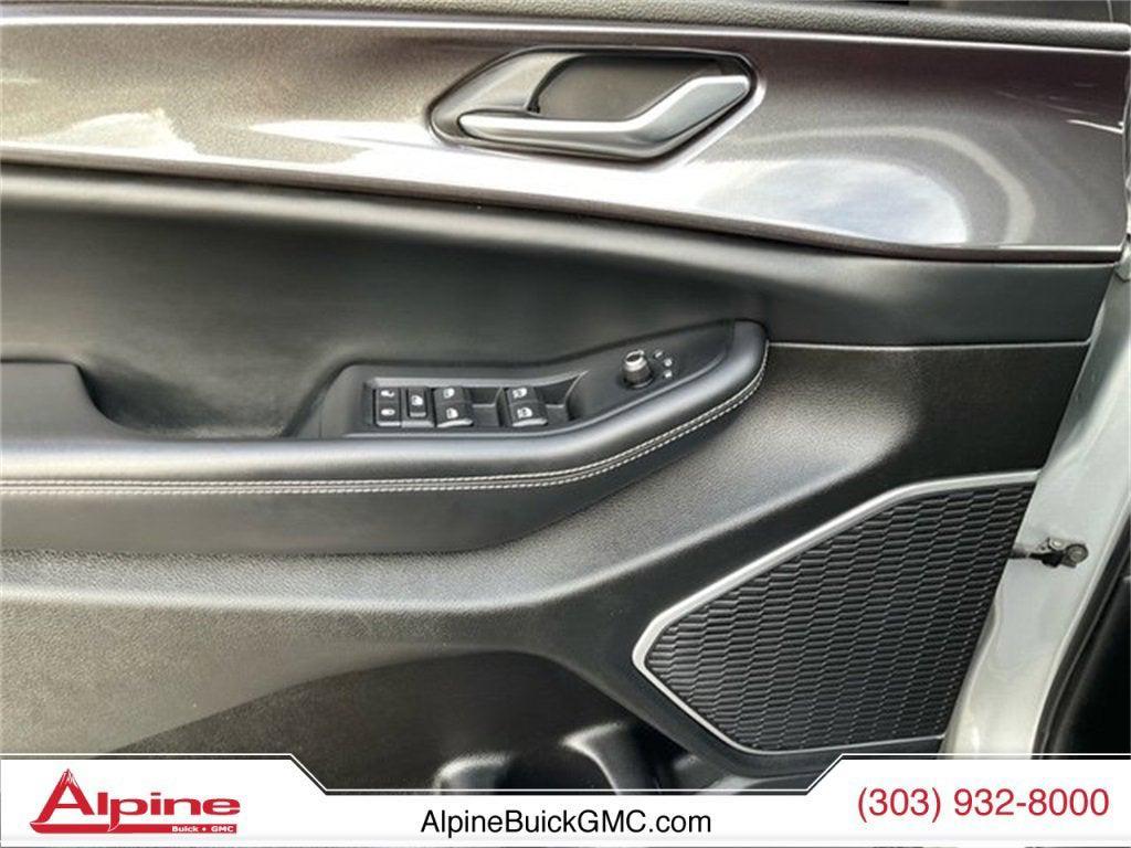 used 2022 Jeep Grand Cherokee car, priced at $27,879