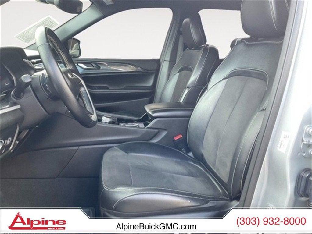 used 2022 Jeep Grand Cherokee car, priced at $27,879