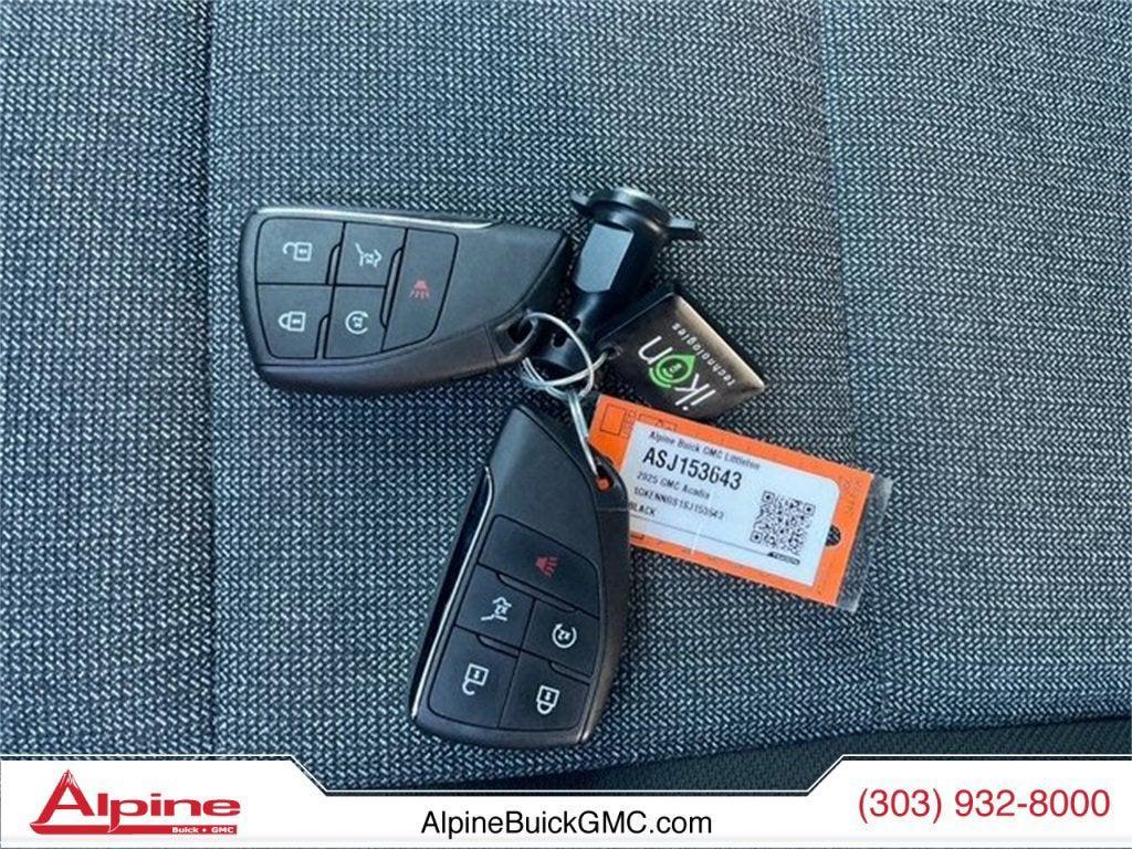 used 2025 GMC Acadia car, priced at $37,584