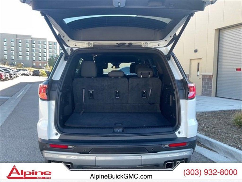 used 2025 GMC Acadia car, priced at $37,584