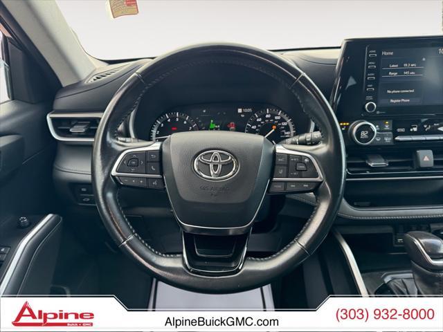 used 2021 Toyota Highlander car, priced at $29,384