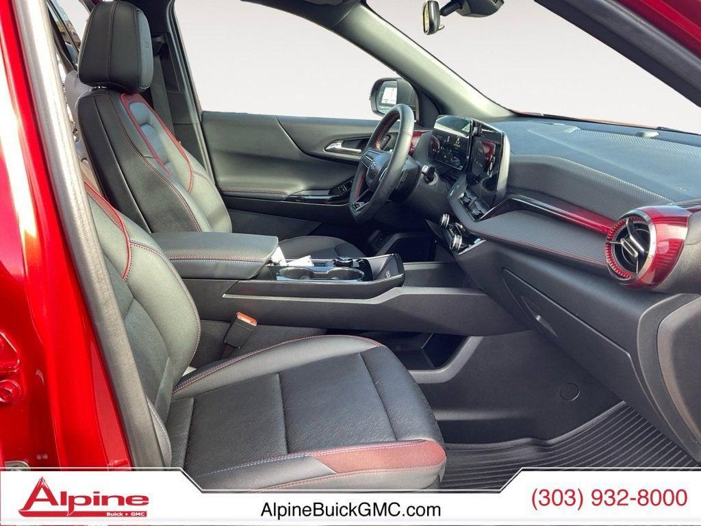 used 2025 Chevrolet Equinox car, priced at $35,209