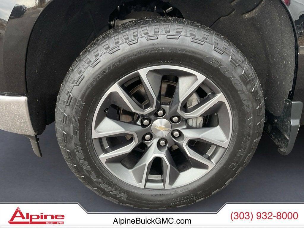 used 2022 Chevrolet Silverado 1500 car, priced at $32,995