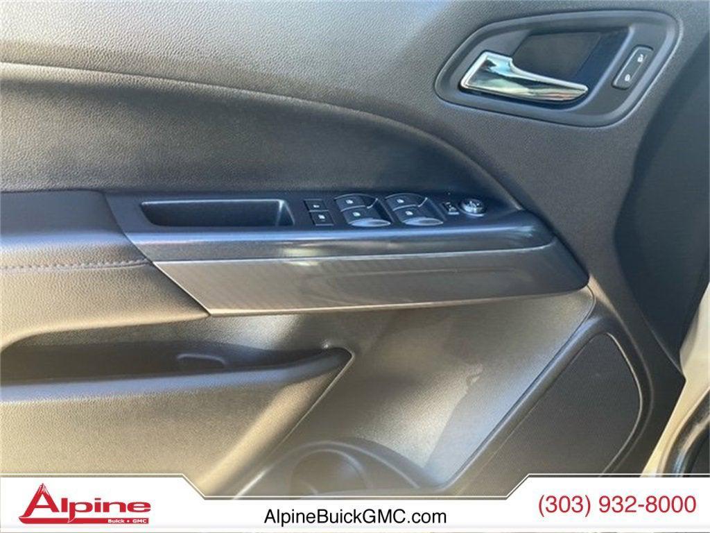 used 2021 GMC Canyon car, priced at $28,397