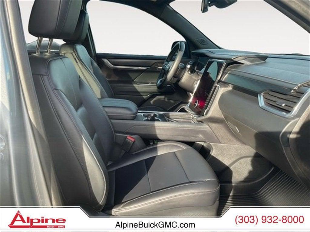 used 2024 GMC Acadia car, priced at $38,887