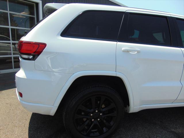 used 2017 Jeep Grand Cherokee car, priced at $14,988