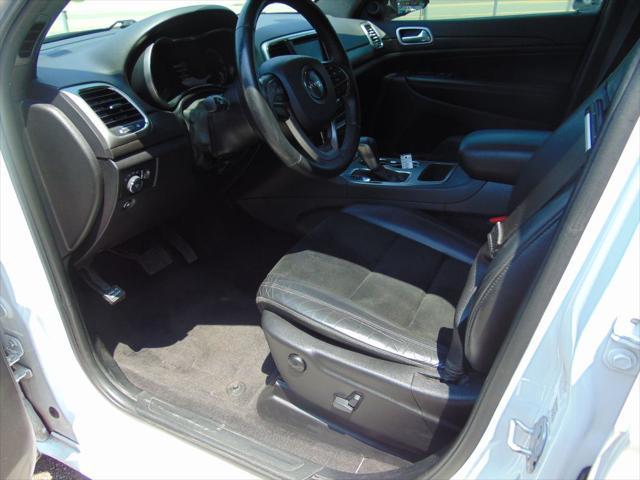 used 2017 Jeep Grand Cherokee car, priced at $14,988