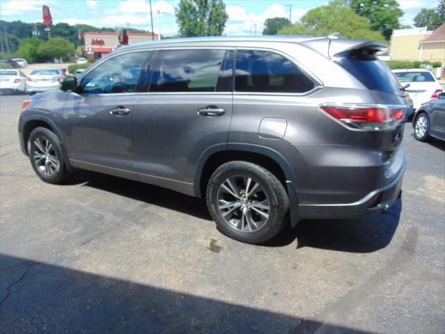 used 2016 Toyota Highlander car, priced at $16,988