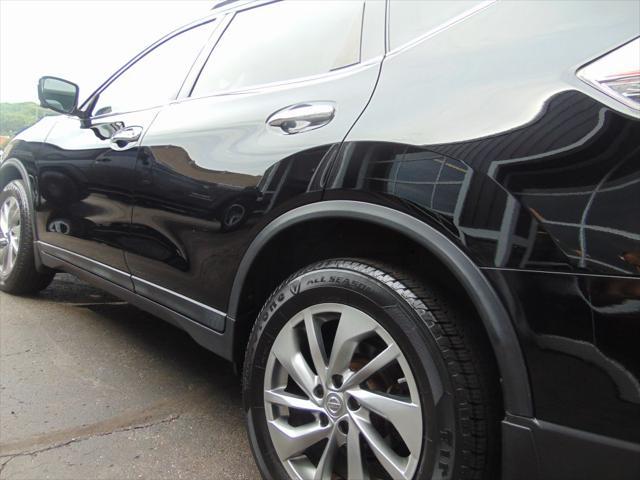 used 2015 Nissan Rogue car, priced at $11,387