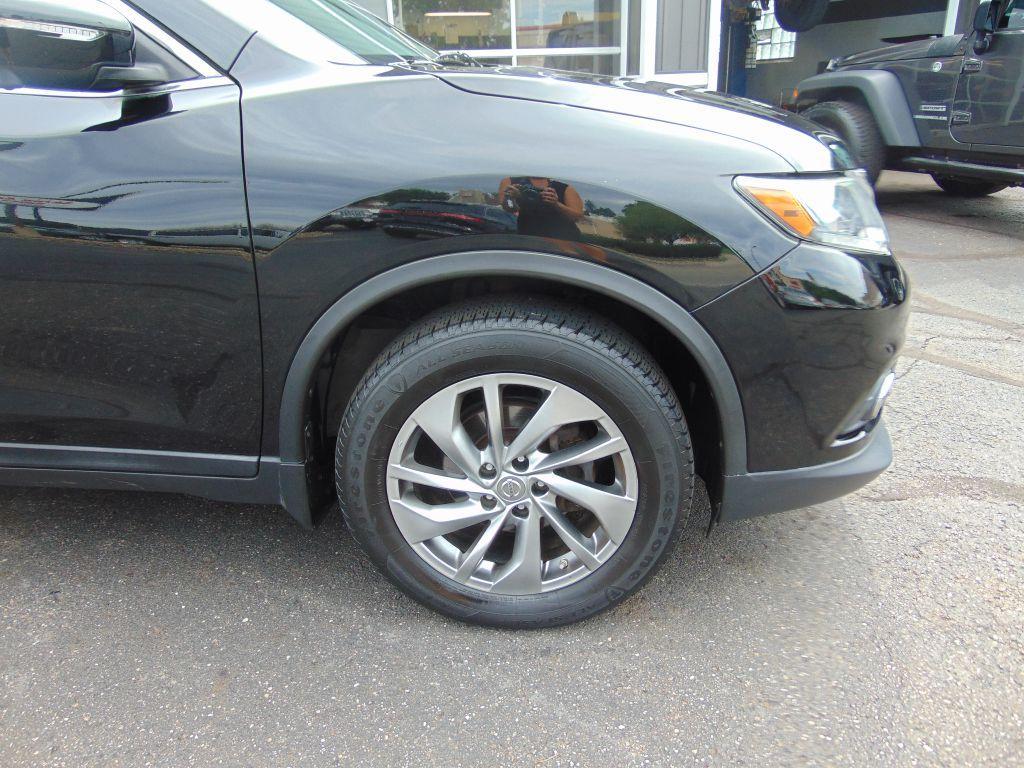 used 2015 Nissan Rogue car, priced at $11,387