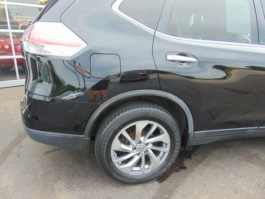 used 2015 Nissan Rogue car, priced at $11,387