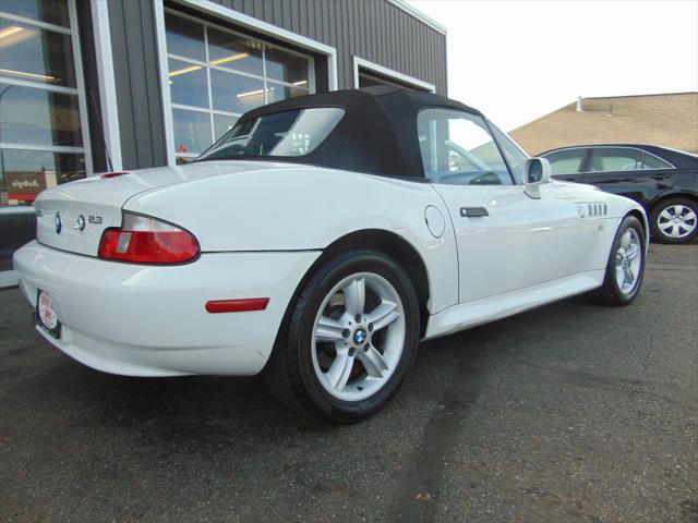 used 2000 BMW Z3 car, priced at $8,998