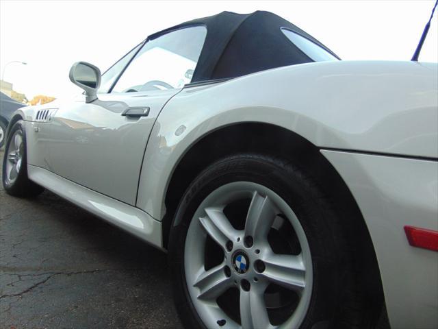 used 2000 BMW Z3 car, priced at $8,998