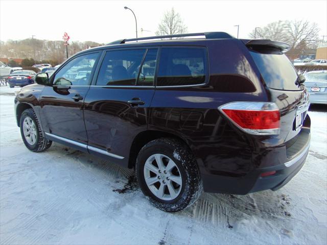 used 2011 Toyota Highlander car, priced at $11,988