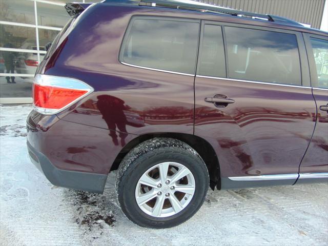 used 2011 Toyota Highlander car, priced at $11,988