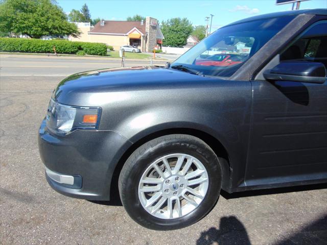 used 2015 Ford Flex car, priced at $8,998