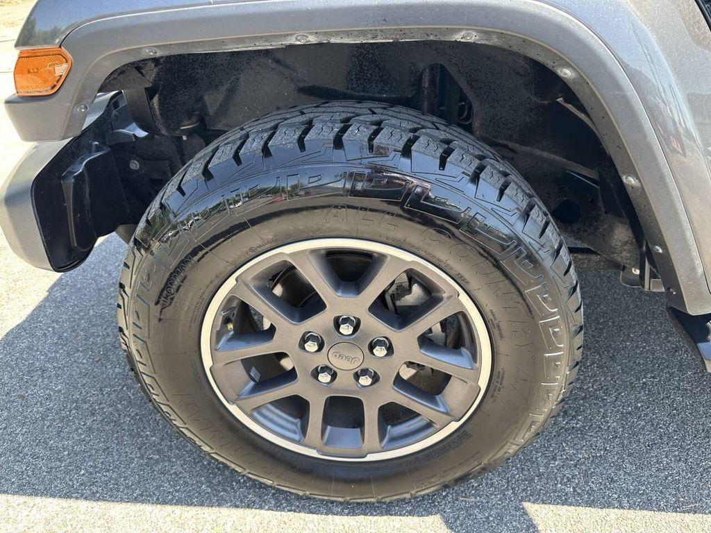 used 2023 Jeep Gladiator car, priced at $28,998