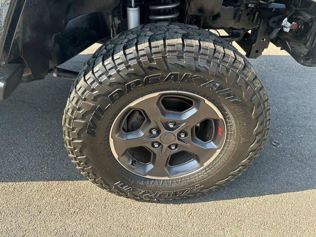 used 2013 Jeep Wrangler Unlimited car, priced at $14,800