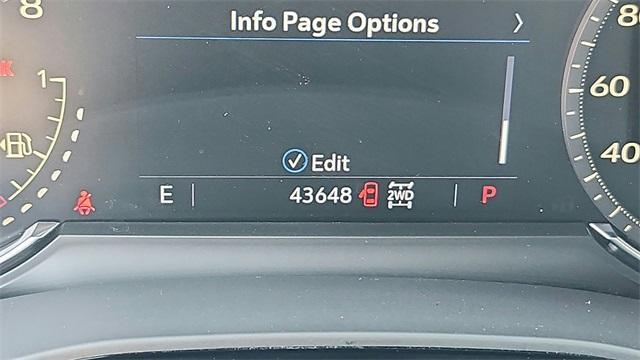 used 2021 Cadillac XT5 car, priced at $29,991