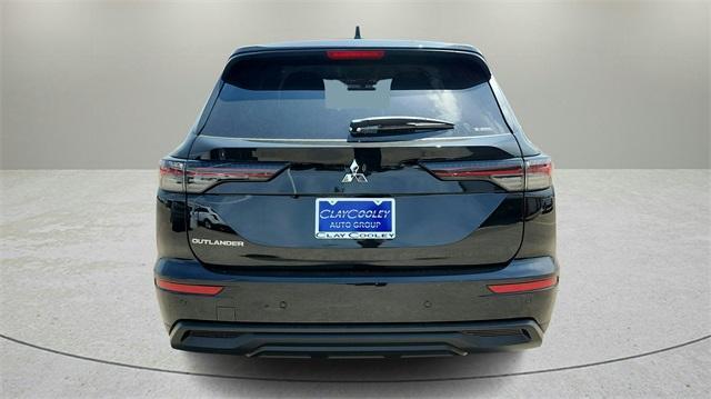 new 2025 Mitsubishi Outlander car, priced at $29,930