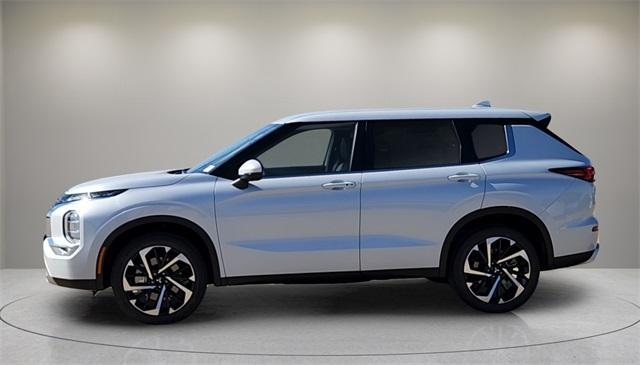 new 2024 Mitsubishi Outlander car, priced at $33,660