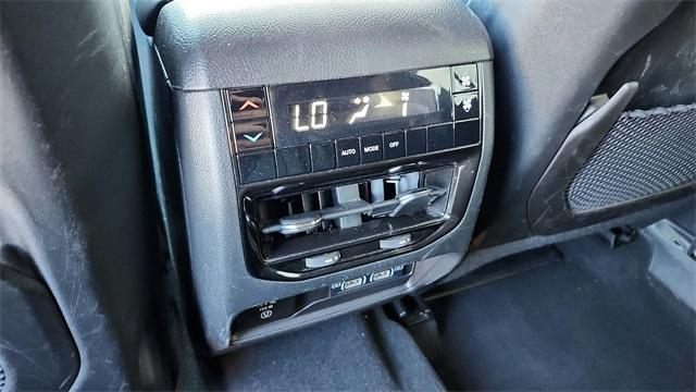 used 2024 Jeep Grand Cherokee L car, priced at $27,991