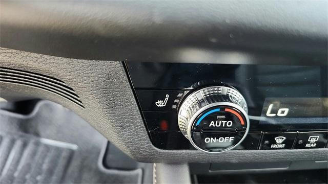 new 2025 Mitsubishi Outlander car, priced at $31,450