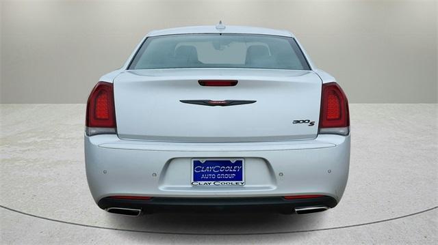 used 2022 Chrysler 300 car, priced at $25,991