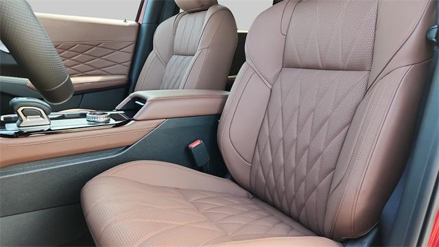 new 2025 Mitsubishi Outlander car, priced at $40,145