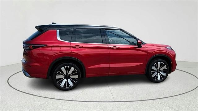 new 2025 Mitsubishi Outlander car, priced at $38,645