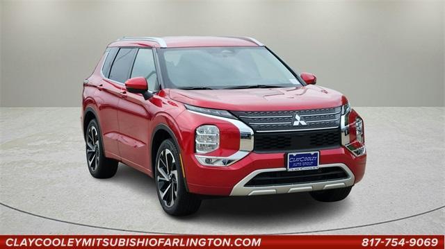 new 2024 Mitsubishi Outlander car, priced at $30,285