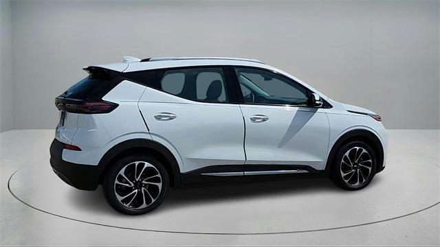 used 2022 Chevrolet Bolt EUV car, priced at $21,991
