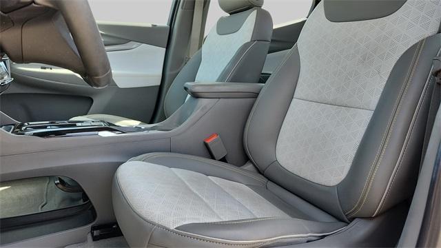 used 2022 Chevrolet Bolt EUV car, priced at $21,991