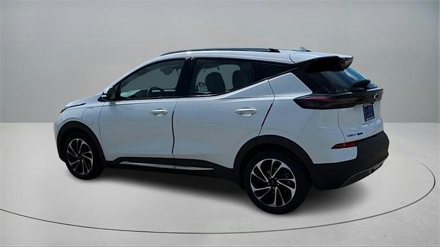 used 2022 Chevrolet Bolt EUV car, priced at $21,991