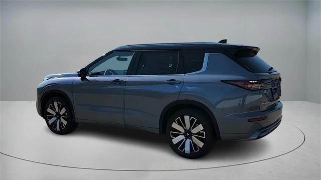 new 2025 Mitsubishi Outlander car, priced at $39,995