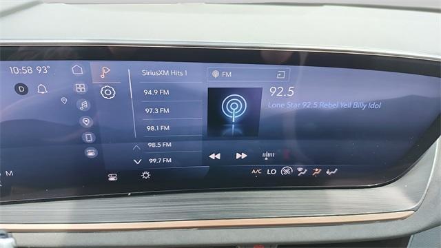 used 2024 Buick Envision car, priced at $29,991