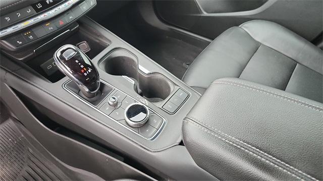 used 2023 Cadillac XT4 car, priced at $25,991